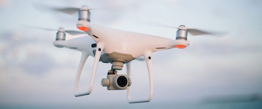 drone pour inspection des toitures