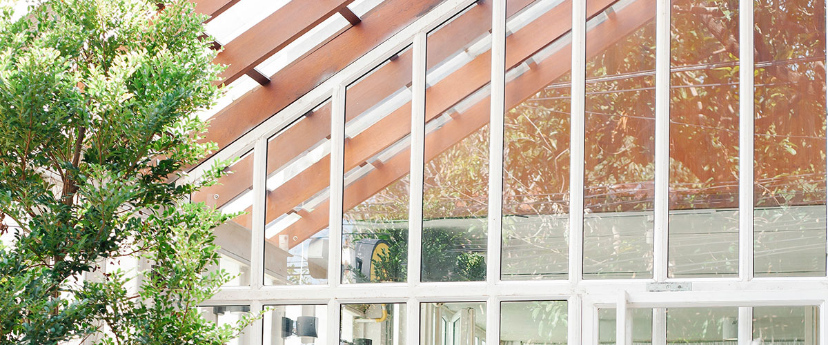 Comment isoler un toit de véranda en polycarbonate