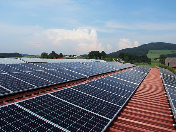 centrale de panneaux photovoltaïques